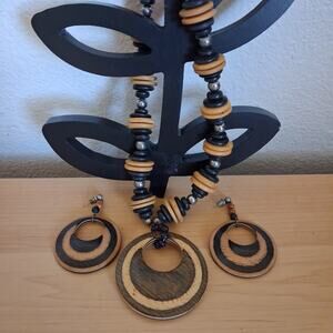 Vintage Necklace Earrings Set Wood Beads Pendant Brown Tan Silver Ethnic Tribal